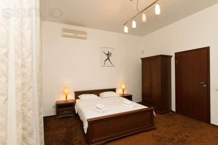 Центр.3-х комнатная VIP на Крещатик,15