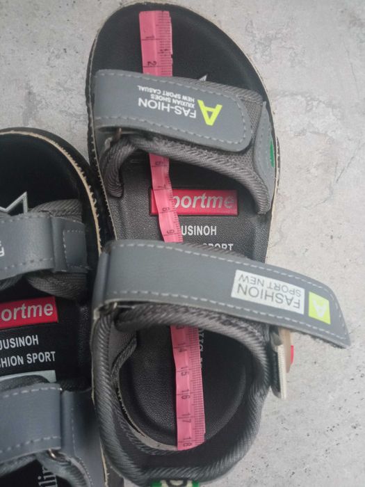 Босоніжки та туфлі для хлопчика 29 розмір