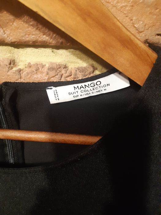 Czarna sukienka Mango M
