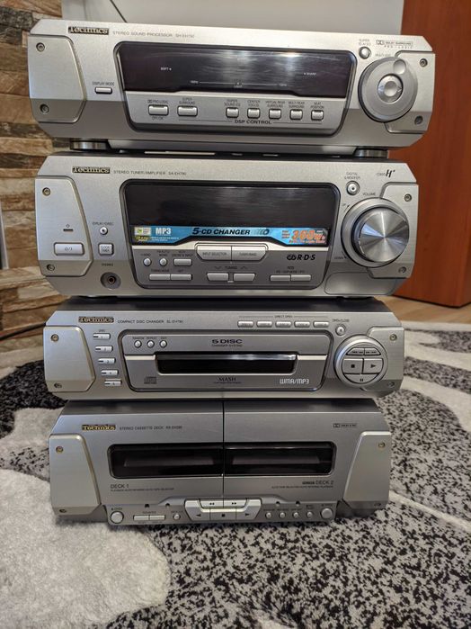 Aparelhagem Technics.