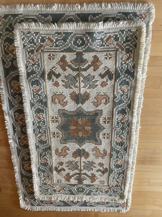 Tapetes de Arraiolos para quarto