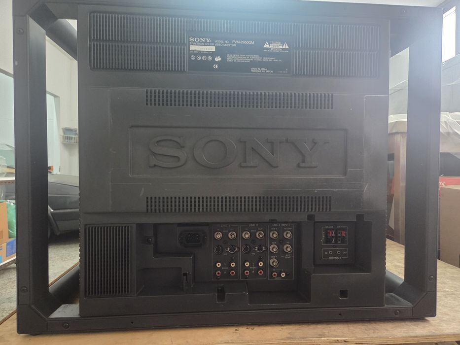 Monitor profissional SONY PVM-2950QM