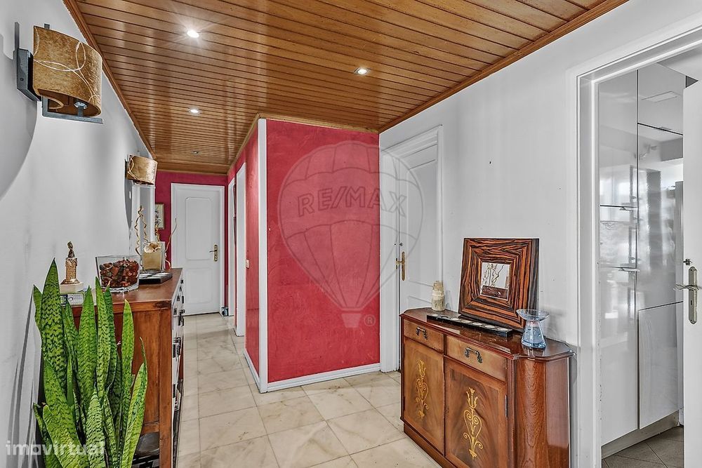 Apartamento T4 para venda