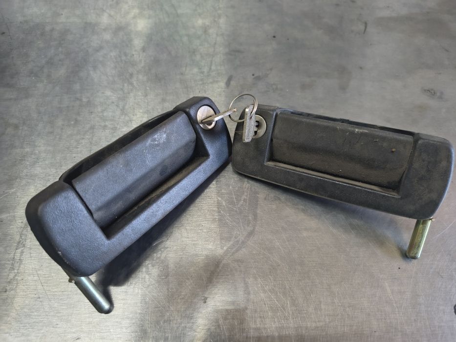 Klamki zewnętrzne do fiat 126p