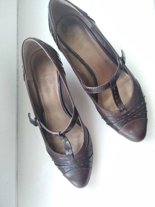 Кожаные  женские туфли Clarks