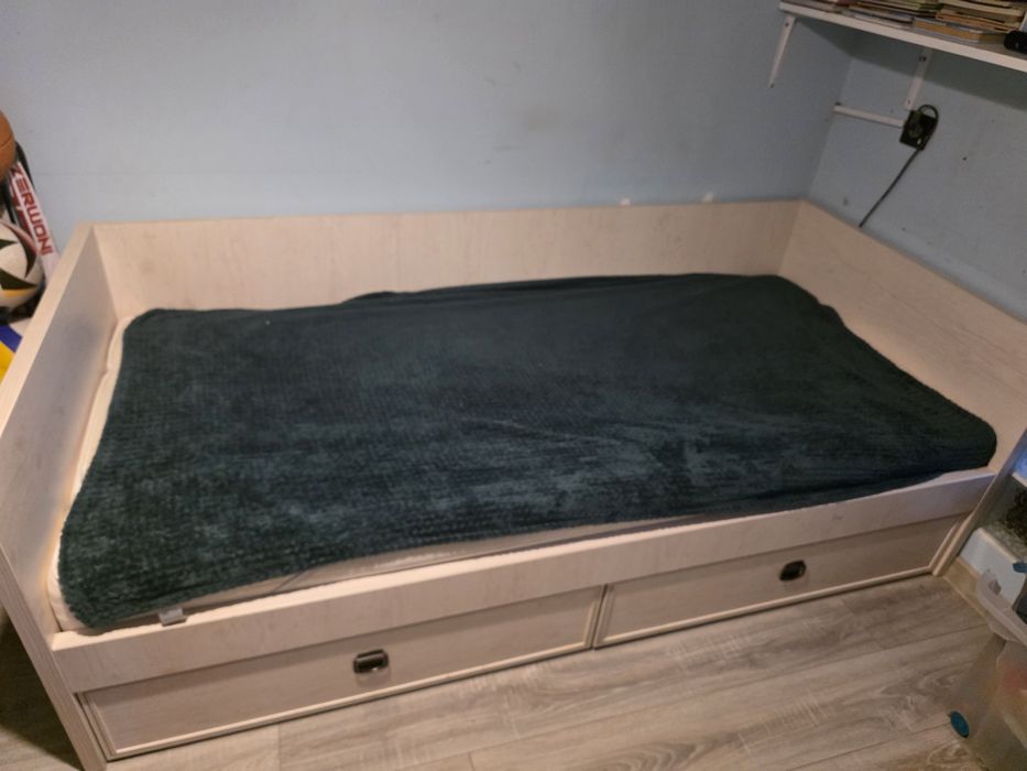 Sprzedam łóżko 90x200