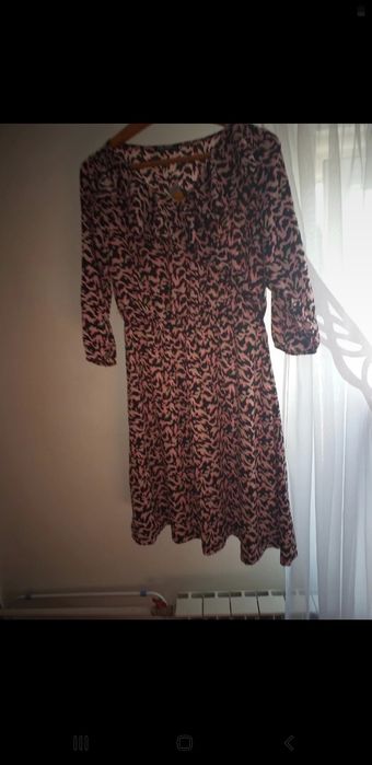 Sukienka  z metka