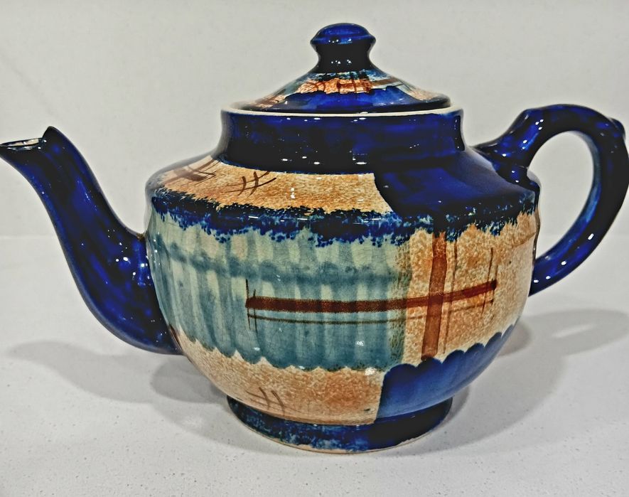 Bule e 2 chávenas da louça de Sacavém