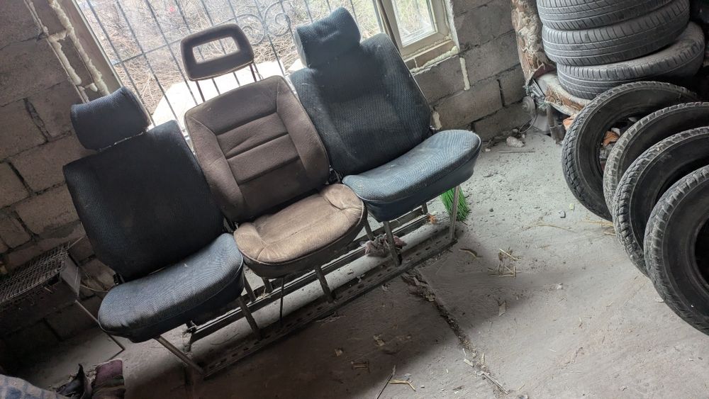 Сидушки в бус  ..2 шт по 3