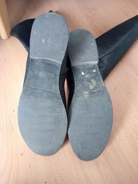 Kozaki Venezia r. 40, buty skóra