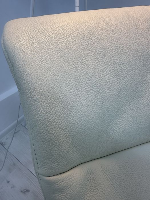 Фірмове,шкіряне крісло Relax
