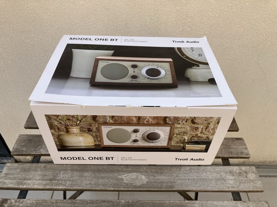 OPORTUNIDADE! Tivoli Audio Model One BT (bluetooth)