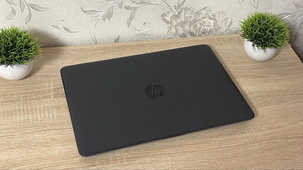Ноутбук HP ProBook 650 G2 / 8 GB RAM / i5-6300U / R7 M365X 2 GB / 3 год. акб
