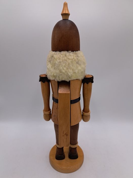 Drewniany dziadek do orzechów żołnierz, huzar rękodzieło 44 cm