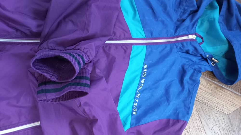 Спортивная ветровка L ,Jack&Jones