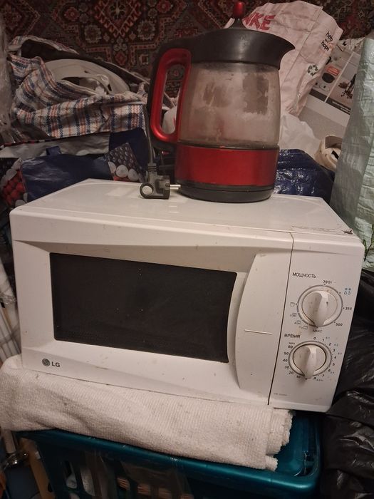 Мікрохвильовка микроволновая печь