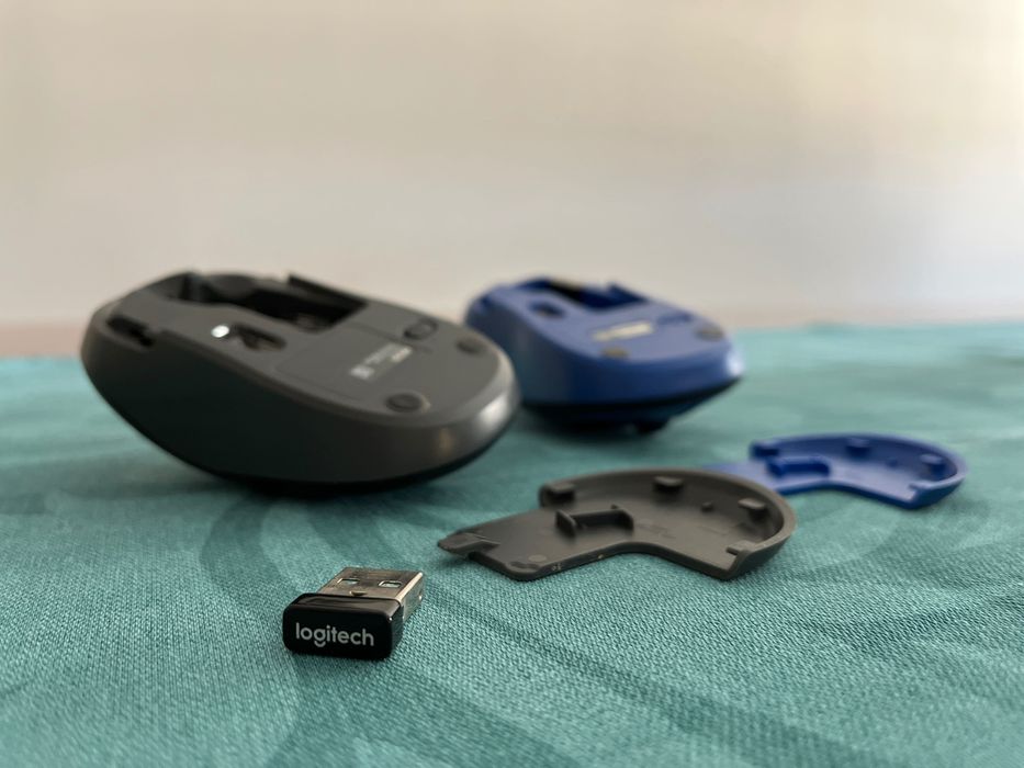 Rato Logitech M220 preto/azul Wireless (clique silencioso)
