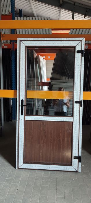 DRZWI Kacprzak 100x210 Drzwi ZEWNĘTRZNE PCV Sklepowe Orzech Lider OLX