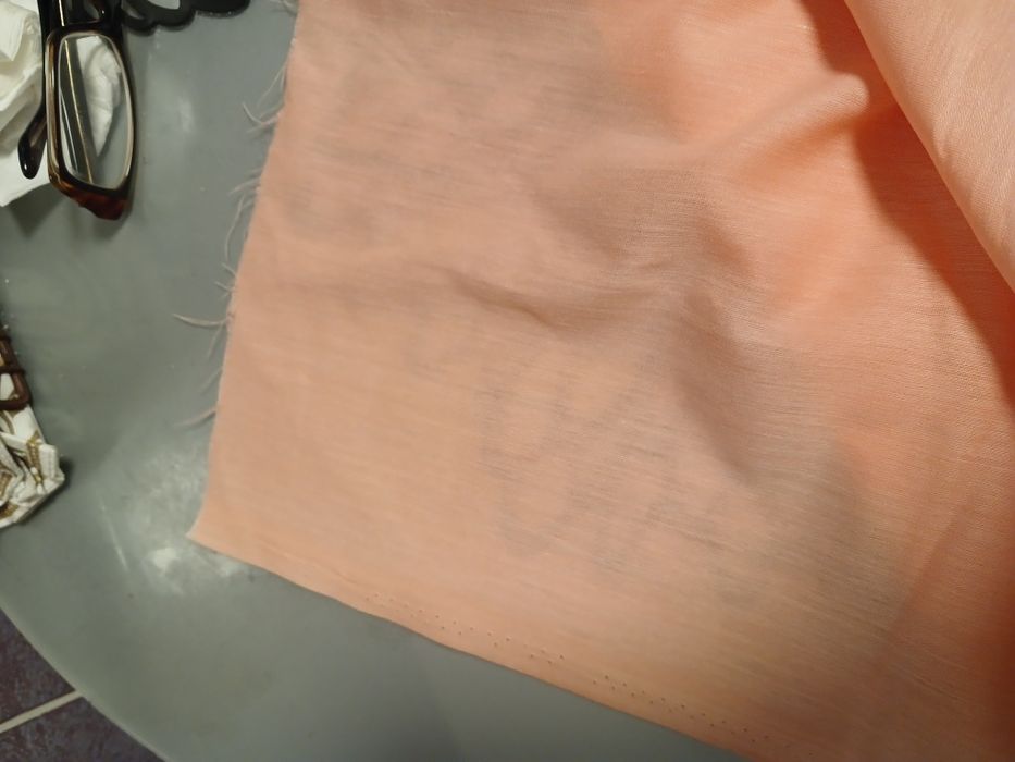 Тканини.  Крепдешин . Італія.  3м.  Сатин , паплін,  тканина на блюзку