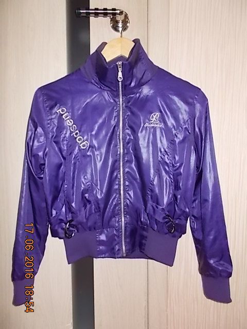 Женская ветровка куртка деми легкая демисезонная курточка р. S-M