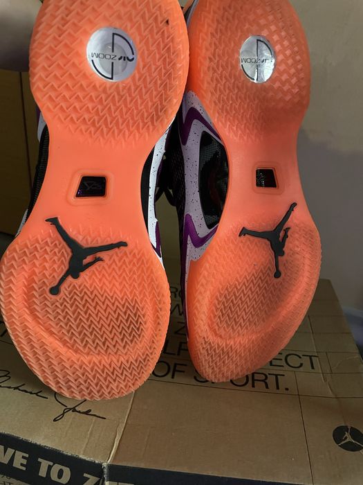 Air Jordan баскетбольні кросівки