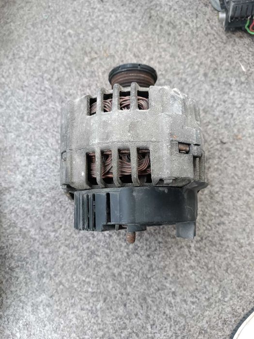 Alternator Valeo 12V SG12B050 Renault Scenic II Laguna II VW AUDI 1.9 dCi