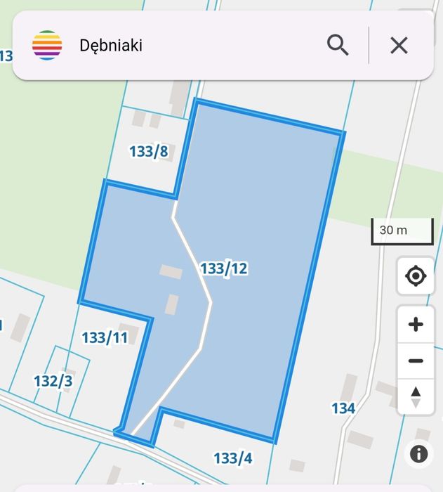 Sprzedam dużą działkę z rozpoczętą budową domu jednorodzinnego.