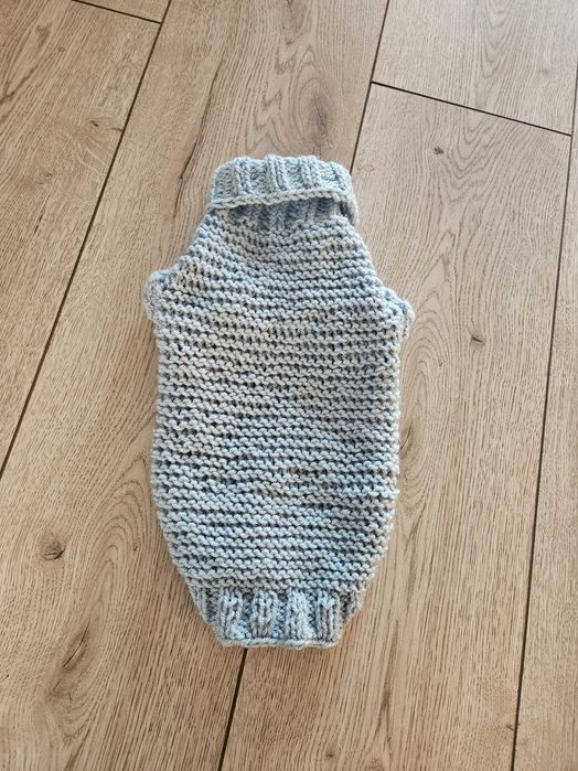 Sweterek ubranko ciepłe dla psa kota na zimę jesień jesienne zimowe