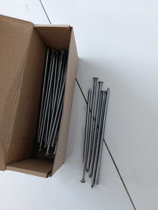 Цвяти будівельні 6*200 мм (2,025 кг)