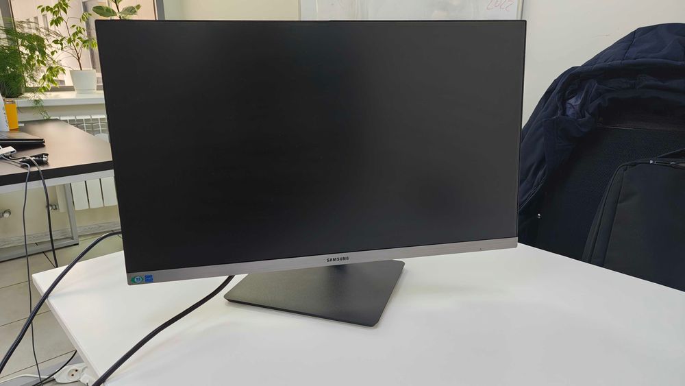 Монітор 24" Samsung Professional S24R650 (LS24R650FDIXCI) (БВ)