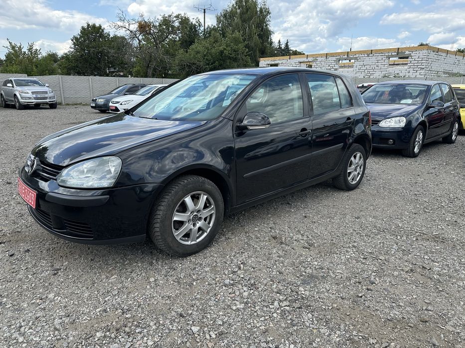 Volkswagen Golf V