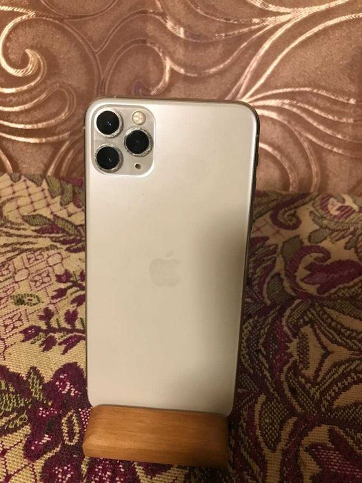 Iphone 11 pro max 256gb Icloud lock