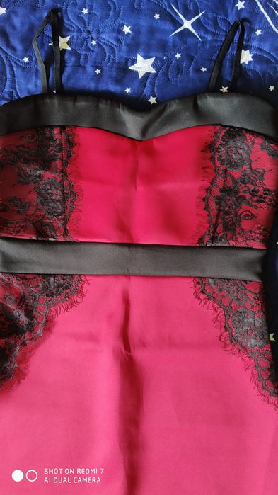 Жіноча сукня в гарному стані