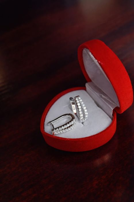 Серебряные серьги(2пары) 925 родированые ,НОВЫЕ можно на подарок ! Девушке