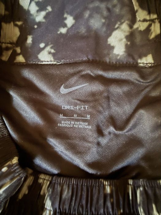 Шорты Nike, размер М