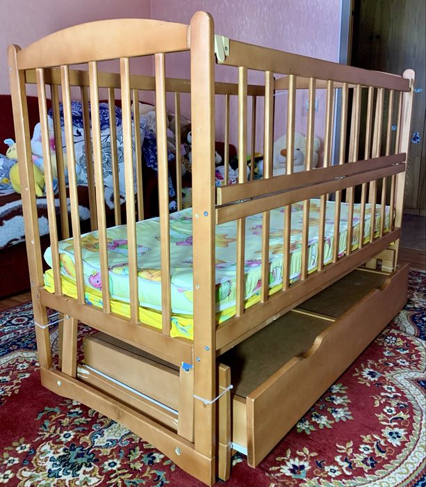 Дитяче ліжко 120/60 з матрасом