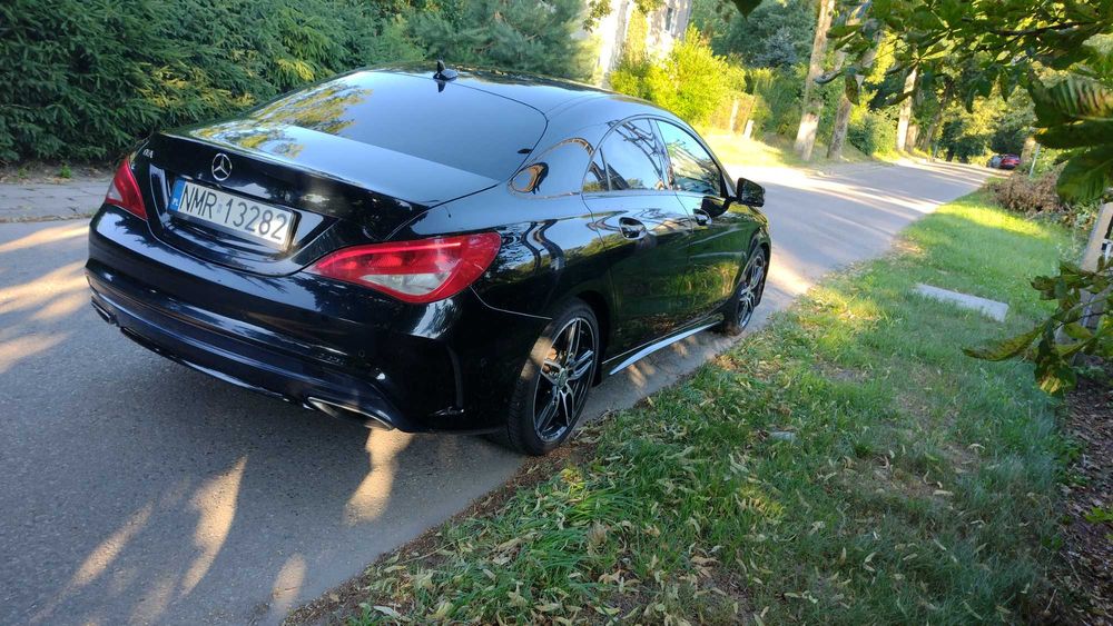 Sprzedam samochód Mercedes CLA 180 AMG Line