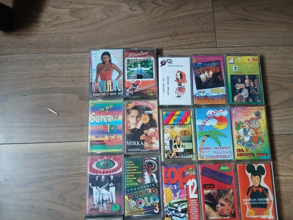 Sprzedam kasety  do radia