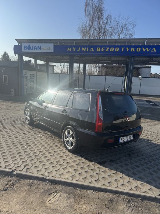 Mitsubishi Lancer kombi 1.6 b+lpg