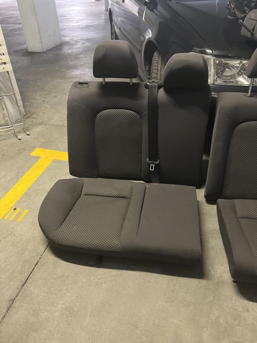 Bancos traseiro Seat Leon Mk1 (foto exemplo modelo)