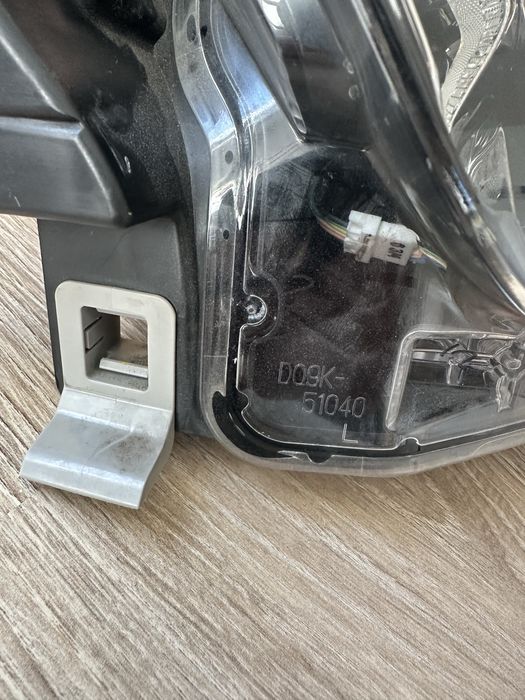 Фара мазда 2 full led в ідеальному стані