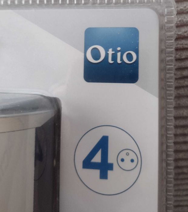 Listwa zasilająca wysuwana Otio