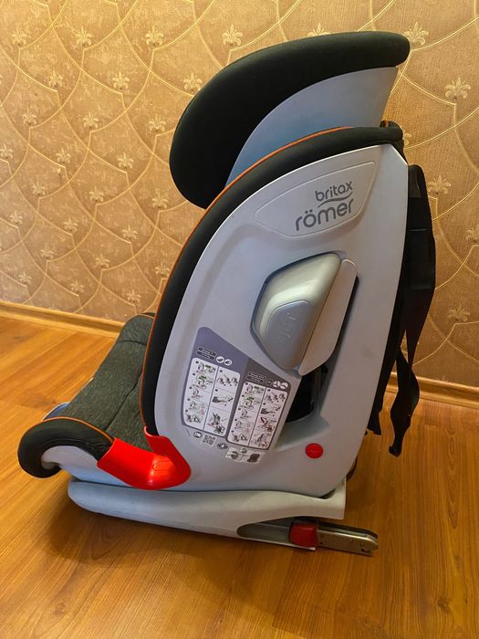Автокрісло Britax Römer