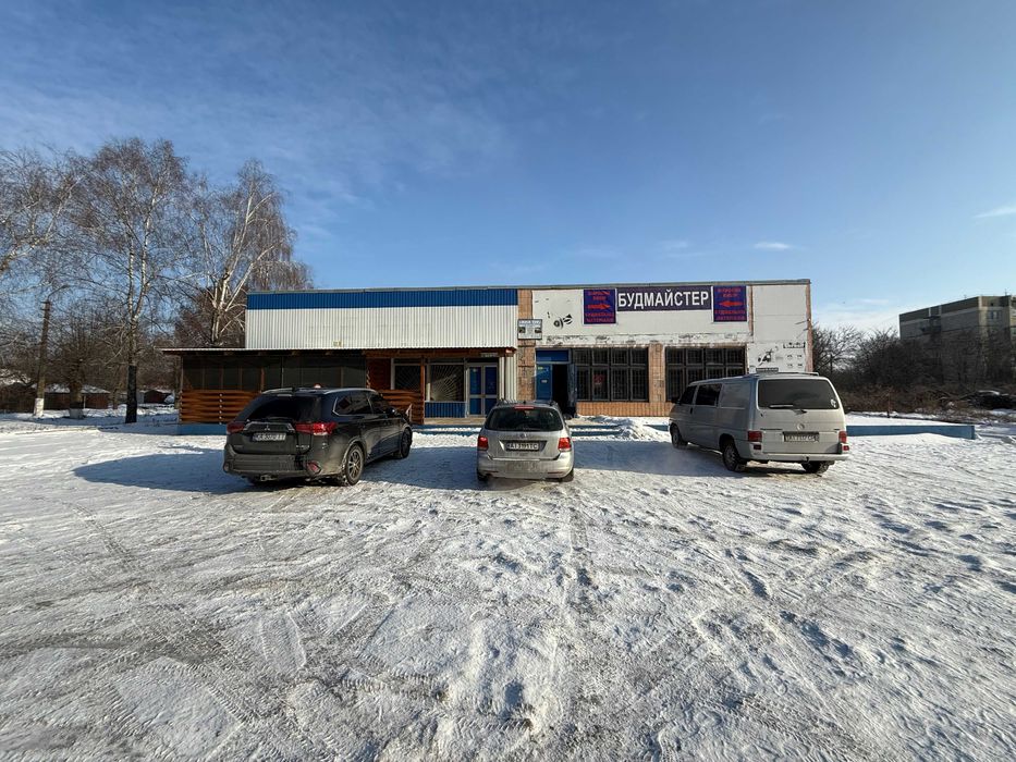 Продаж магазину в селищі Згурівка 250 м2 гарна локація