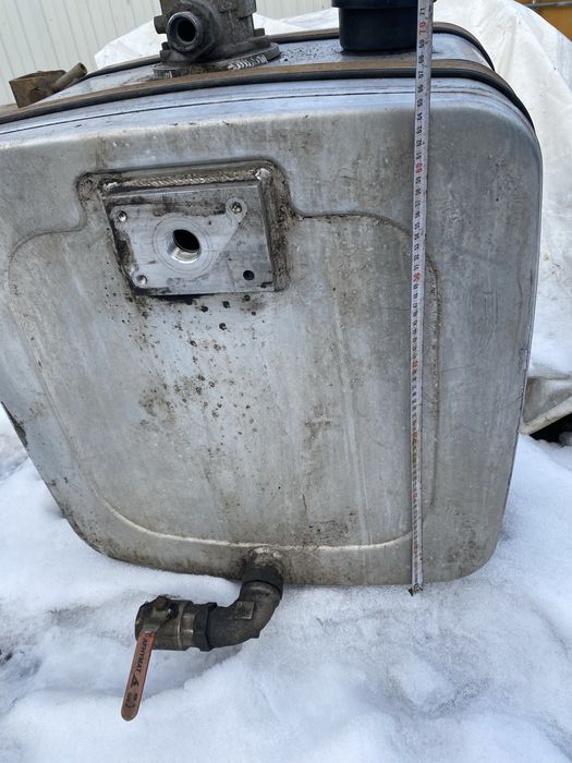 Продам бак гідравлічний