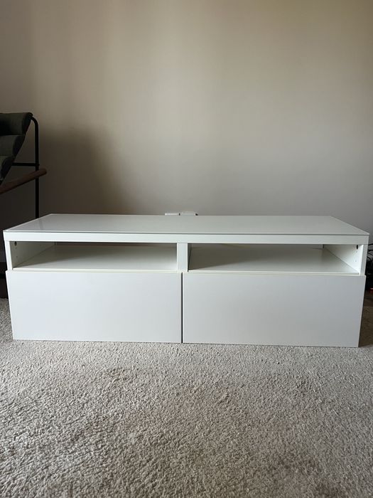 Móvel TV BESTA usado