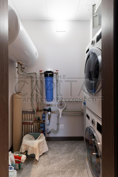 Продаж дизайнерська 3-кімнатна квартира в ЖК Chicago Central House ( ЖК Чикаго / Чікаго) Печерський район Печерськ метро "Олімпійська"