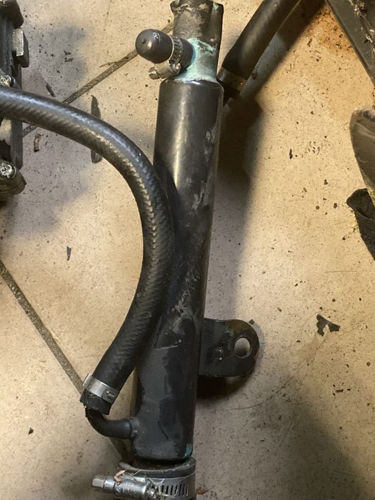Volvo Penta 5.0 chlodnica ukaldu wspomagania