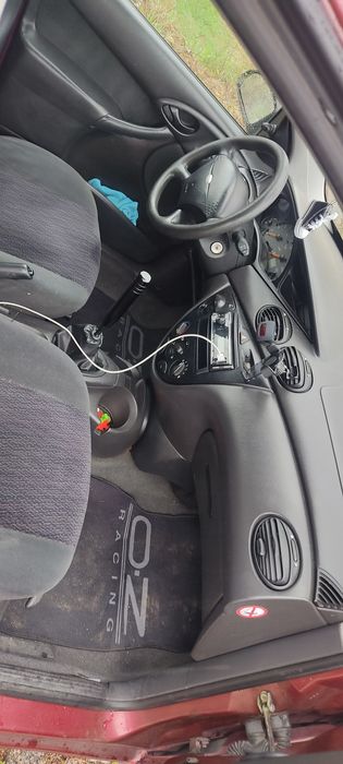 Focus 1.4 16v ótimo estado