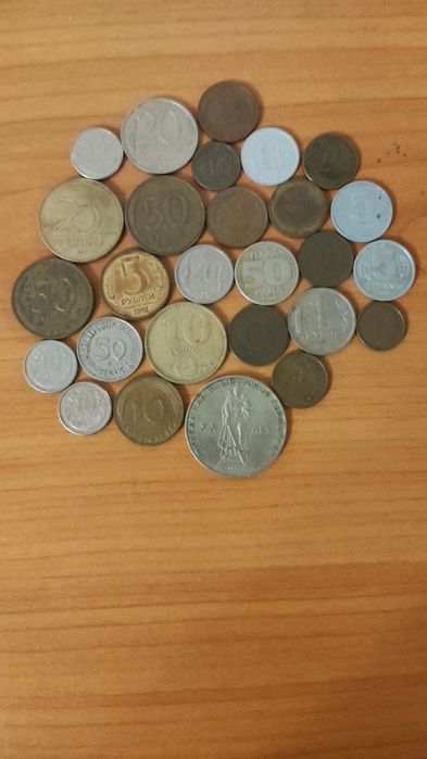 Різні монети 90-х років